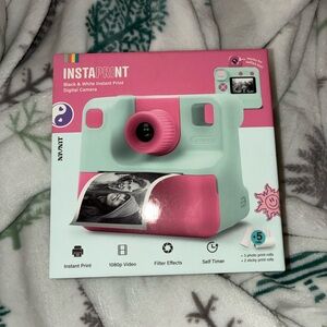 FLASH// Nuvanti InstaPrint Instant Camera - Pink and Mint